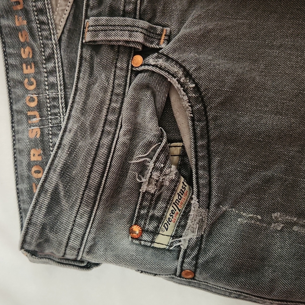 Mens Diesel Jeans Sz33x32 Brand New Cheap Must Go This Week
